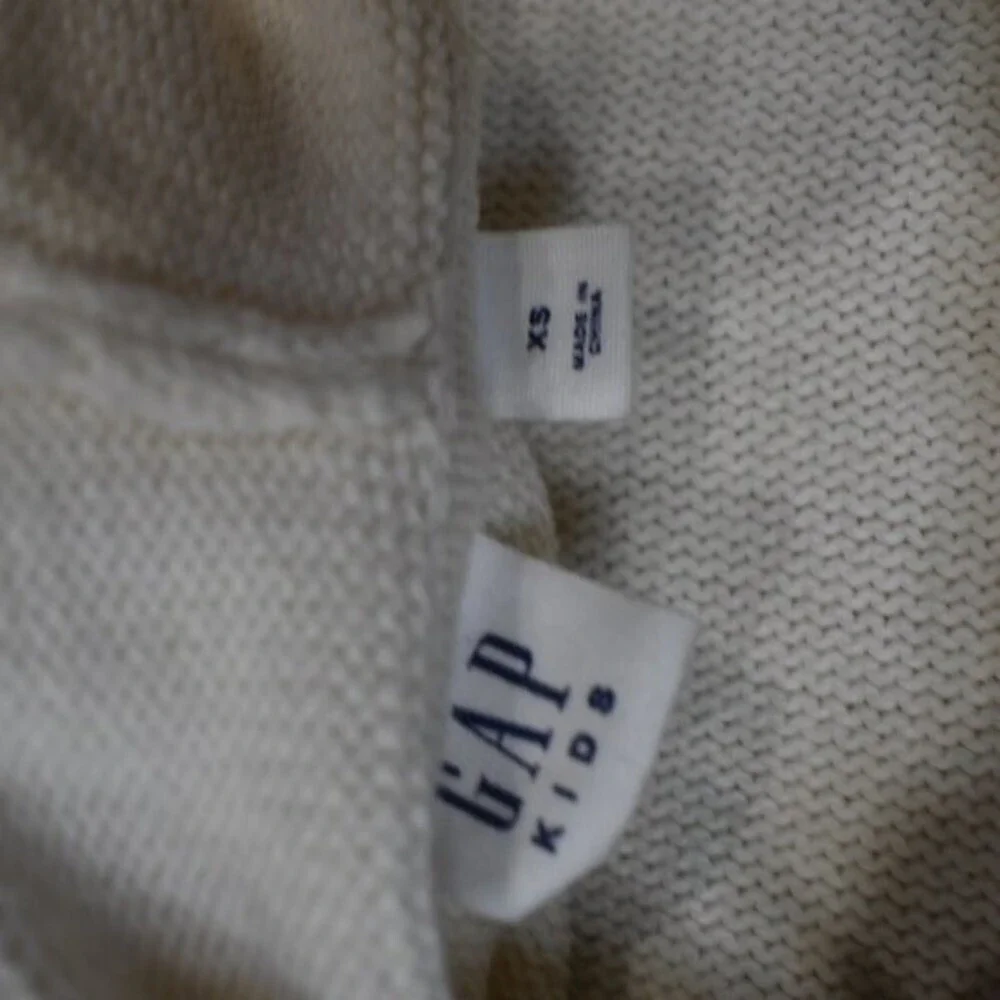 Gap Kids Knit Hooded Poncho Sweater Girls XS White Cozy Fall Winter Layer